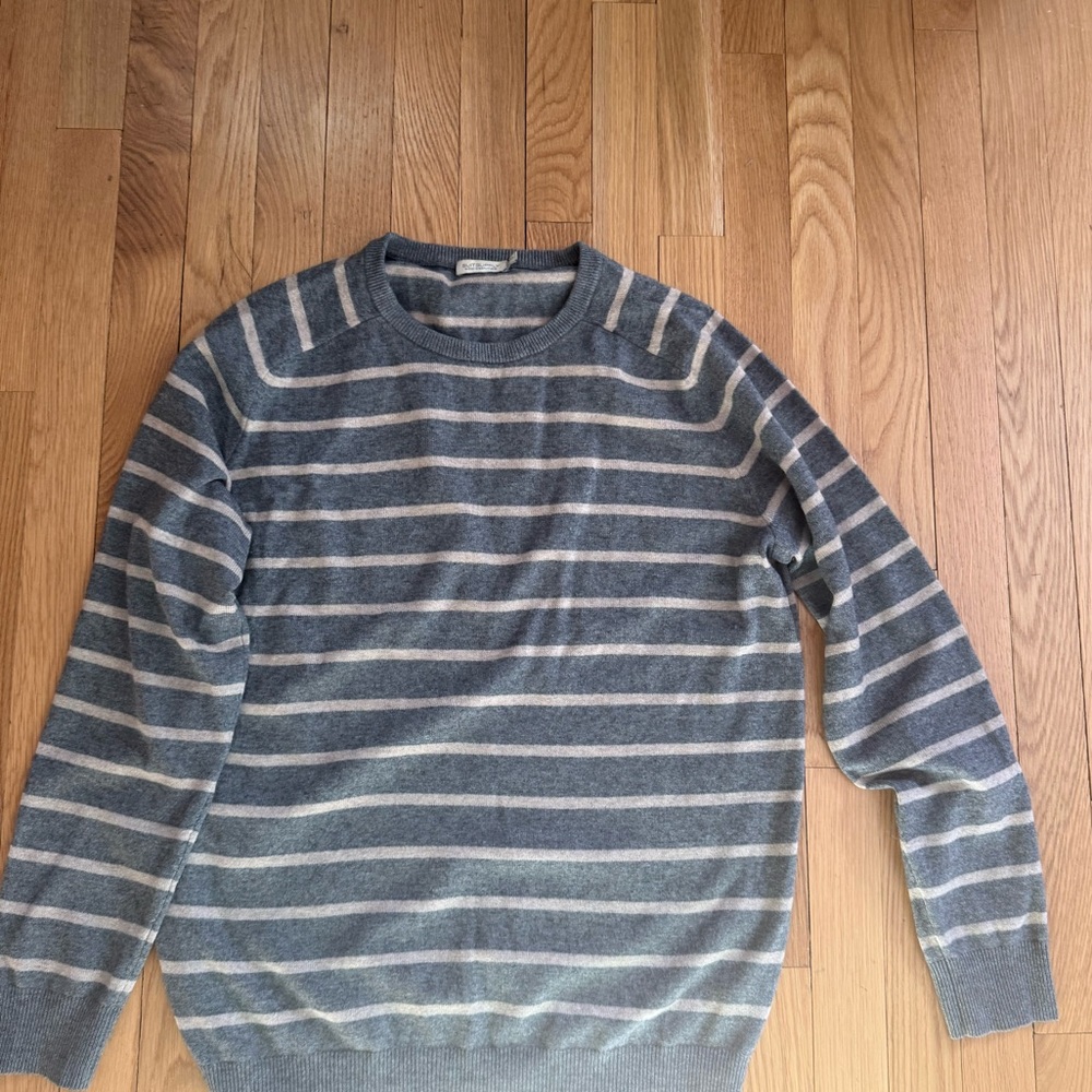 Suit Suppply Gray Striped Men's Sweater